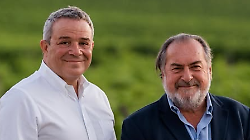 Morto il re dell'enologia Michel Rolland, il cordoglio di Marco Caprai: "Ha cambiato il ruolo del vino nel mondo"