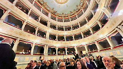 Teatro Sociale: oltre il sold out per la riapertura