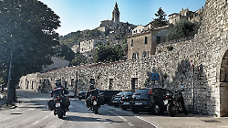 Truffa un'anziana facendosi consegnare 15mila euro di gioielli: arrestato 51enne