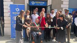 La nuova casa dei ragazzi: taglio del nastro in corso Cavour per l'Informa Giovani. L'assessore Leoni: "Da qui passa la citt&agrave; che verr&agrave;"