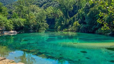 Narni, formazione per gli sport fluviali nelle Gole del Nera: alle Mole arrivano i corsi di Kayak e SUP