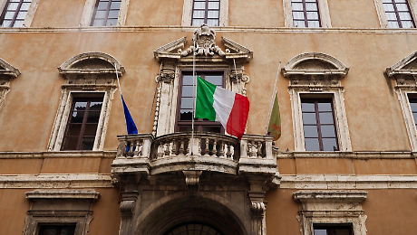 Bandiere a mezz'asta anche in Umbria per i tre carabinieri deceduti