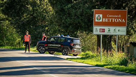 Sorpreso in auto a Bettona con l'hashish: denunciato ragazzo di 21 anni
