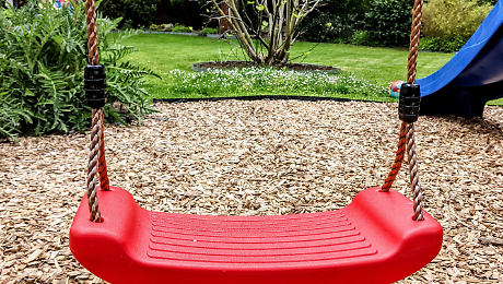 Spacciava cocaina in un parco frequentato da bambini: con s&eacute; aveva pi&ugrave; di 3.500 euro in contanti. Arrestato