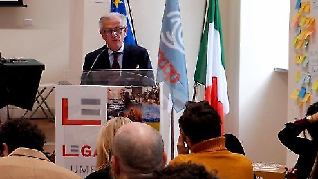 Legacoop accelera sul digitale con B2Digital formazione: strumenti finanziari, soluzioni operative e IA per supportare le cooperative