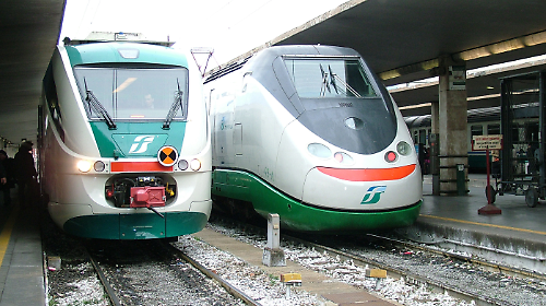 Treni, ritardi e stop per lo sciopero. Torna la stagione dei cantieri