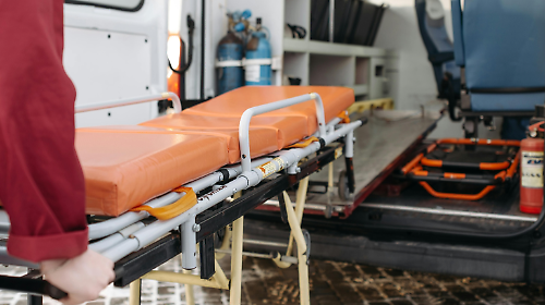 Foligno, ciclista investita da un furgone: &egrave; grave