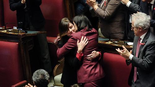 Odio, discriminazione e possesso: tutto sul nuovo reato di femminicidio diventato legge