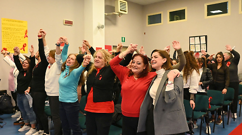 Giornata contro la violenza sulle donne, il carcere di Capanne partecipa con un evento. Ferdinandi: "Siete più della violenza che avete subito o vissuto"
