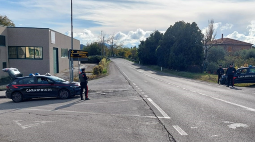 Sorpreso con 21 dosi di droga: arrestato 27enne