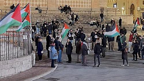 I Propal di nuovo in piazza: sit in di solidariet&agrave; dopo l'arresto di Mohammad Hannoun