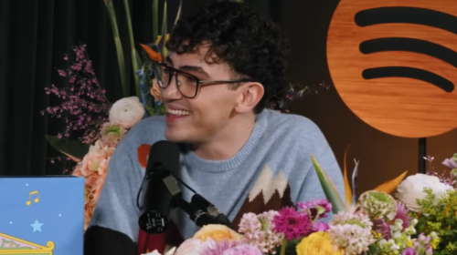 Michele Bravi: "Dopo Sanremo? Sogno di tornare nelle campagne umbre per aprire una fattoria". Il racconto prima del Festival