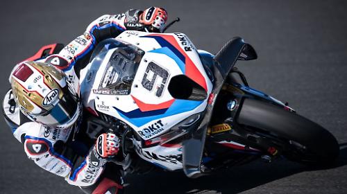 Mondiale Superbike, test col maltempo per Petrucci: sesto tempo