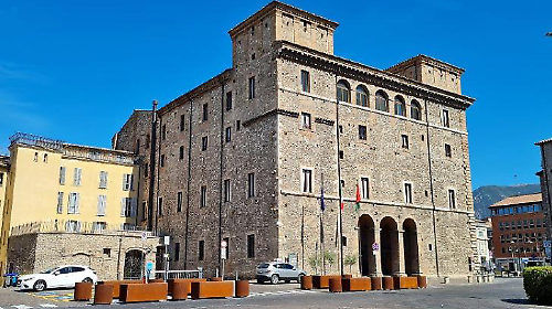 Comune, il personale costa di pi&ugrave;: cresce l'esborso medio mentre cala il numero dei dipendenti