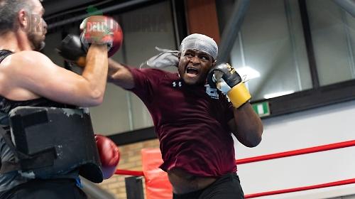 Jepherson Njoku, dalla Nigeria al sogno azzurro: "Combatto anche per ottenere la cittadinanza"