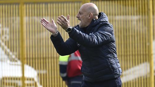 Gubbio, pari in emergenza a Sassari: lo 0-0 vale i playoff