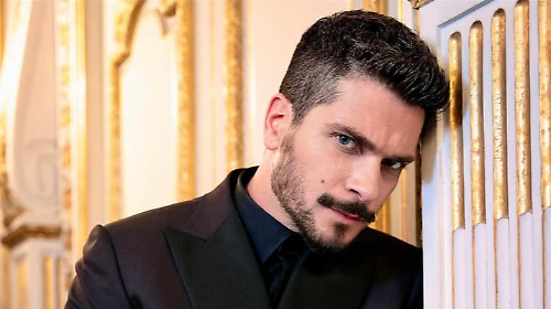 Alessio Lapice: &ldquo;La recitazione insegna a non giudicare. Perch&eacute; sono riservato? Nella mia vita c&rsquo;&egrave; poco gossip&rdquo;