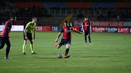 Il Gubbio regola 2-0 il Pineto: ora il primo turno playoff in Abruzzo