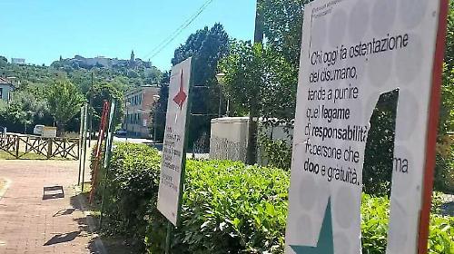 Spaccati i pannelli al centro sociale. Presa di mira l'area di aggregazione, il presidente Bizzotti: "Scoraggiati, ferita un'intera comunit&agrave;"