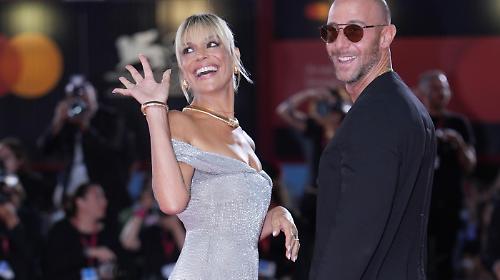 Micaela Ramazzotti e Claudio Pallitto scelgono l'Umbria per le nozze: oggi il S&igrave;. Ecco dove si celebrer&agrave; il matrimonio