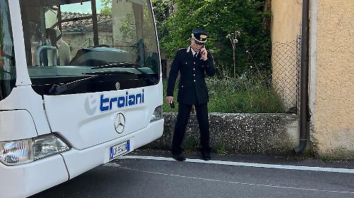 Terni, cani molecolari, elicotteri e squadrone dei "Cacciatori di Puglia" impiegati per ricercare l'aggressore