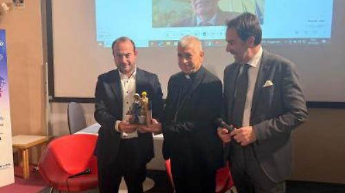 Terni, terza edizione per la raccolta "Valore artigiano": 20 nuove storie con i testi di Giuseppe Magroni e le foto di Alberto Mirimao