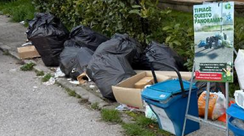 Via Isonzo come una discarica &ldquo;Ora le telecamere promesse&rdquo;