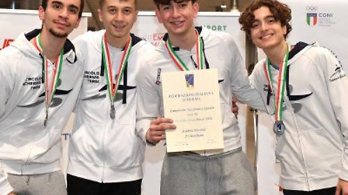 La sciabola rossoverde va in A2: esulta la squadra del Circolo ternano