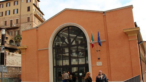 Sequestra e stupra una studentessa della Mongolia: sconto di pena per l'aggressore