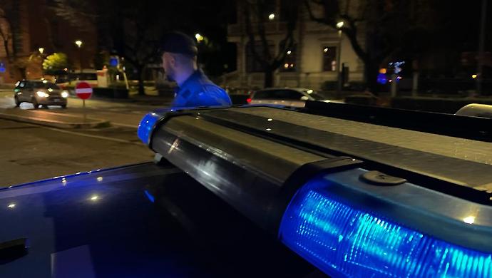 Terni, controlli interforze nella serata di movida: 97 persone identificate, 6 multe e una denuncia per guida sotto l'effetto di alcol e droga