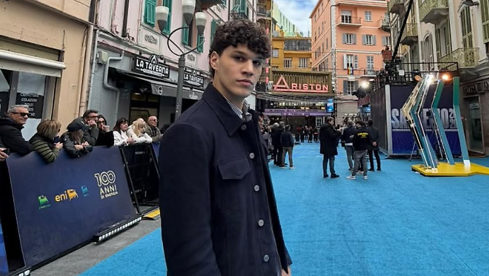 Sanremo 2026, Nicol&ograve; Filippucci: "Dall'Ariston vorrei imparare il pi&ugrave; possibile. In 'Laguna' parlo della mia storia. Il primo live? Non vedo l'ora"