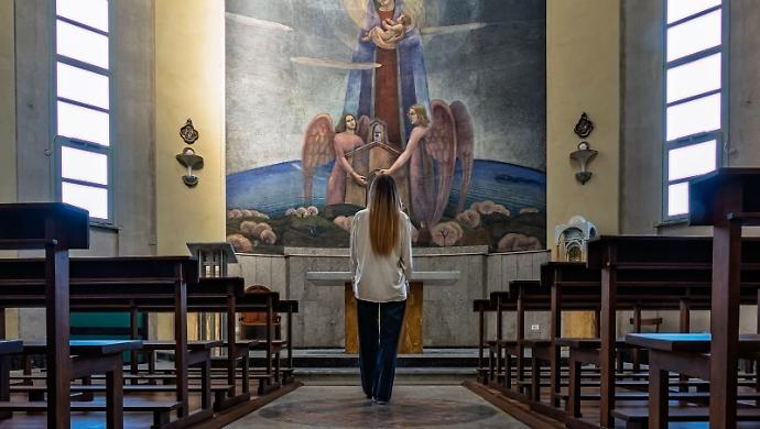 Nuova giovinezza per gli affreschi di Gerardo Dottori: al via il restauro delle opere nella Cappella dell'ex Policlinico di Monteluce