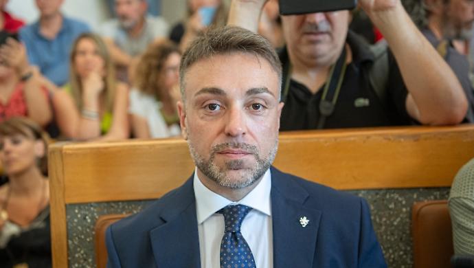 Stop al far west dei negozi in centro storico: atto dei 5 stelle contro il commercio selvaggio