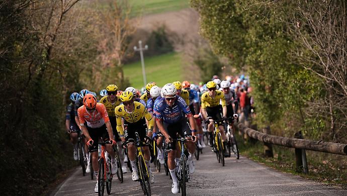 Tirreno-Adriatico in Umbria, tutto sulla terza tappa della Due mari: localit&agrave;, orari, planimetria e dove vederla in tv