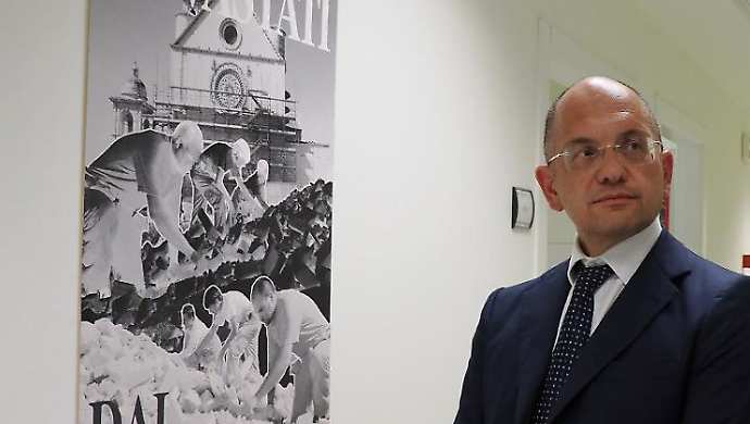 Castelli traccia la rotta: "Nell'Umbria del cratere normalit&agrave; pi&ugrave; vicina"