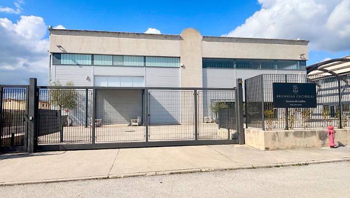 Colpo alla Sartoria di Gubbio Brunello Cucinelli: bottino da centinaia di migliaia di euro