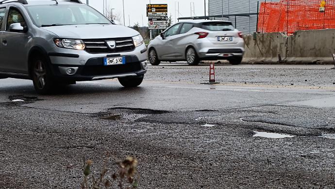 Maxi piano anti buche da 50 milioni di euro:&nbsp;le Province scendono in campo