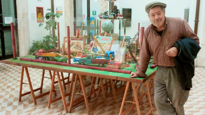 Addio a Luciano Zetti, il fondatore del Museo del Giocattolo di Peurgia