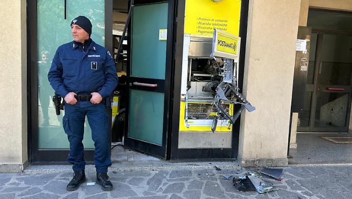 Assalto notturno al Postamat di Ponte Valleceppi: indagini in corso