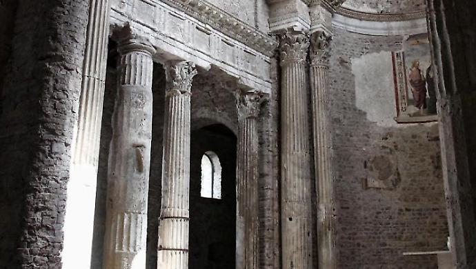 Il Due Mondi riapre San Salvatore. Cipriani: "Spettacolo a mezzanotte, per entrare si passer&agrave; dal cimitero monumentale"