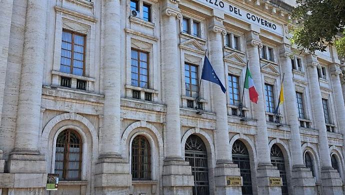 Terni, riconoscimento "Ape d'Oro" 2026: la Provincia proroga al 20 aprile i termini per le candidature