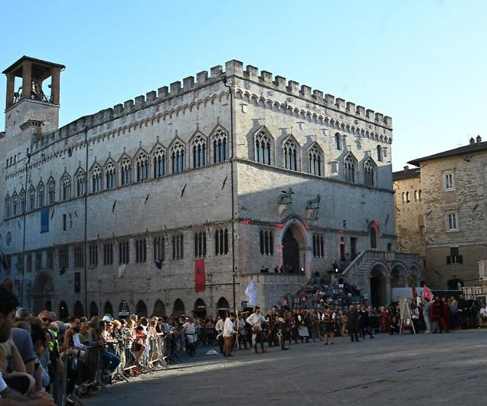 Perugia 1416, il tiro con l'arco e l'ingresso di Braccio Fortebracci: le foto della prima giornata 