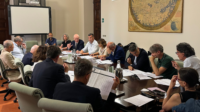 Perugia, ampliamento aeroporto dell'Umbria: 6,8 milioni di euro per raggiungere un milione di passeggeri all'anno 