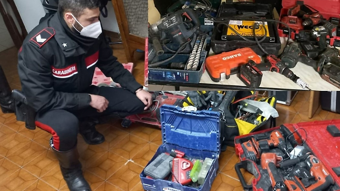 Perugia, rubano attrezzi da lavoro nei furgoni in sosta: fermati lungo la E45. Un arresto e due denunce