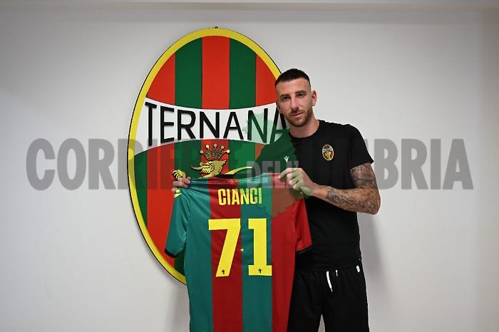 Ternana, ora &egrave; ufficiale: preso l'attaccante Cianci dal Catania