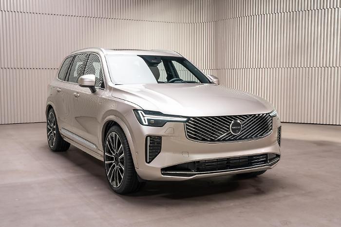 Nuova CX90: niente elettrica, solo plug-in o mild-hybrid