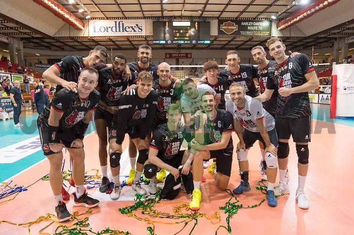 Sir in finale alla Jesi Cup, battuti 3-1 i francesi del Tours 