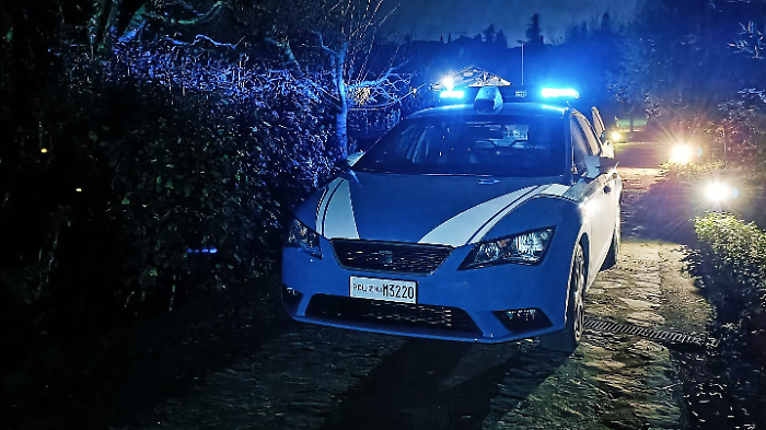 Perugia, precipita dal sesto piano di un edificio a Ferro di Cavallo: muore sul colpo donna di 33 anni