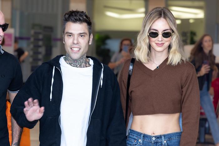 Fedez dopo il dissing con Tony Effe pubblica una nuova canzone per Chiara Ferragni: è uscita Allucinazione collettiva