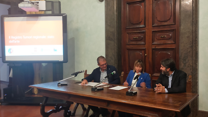conferenza registro tumori regione 